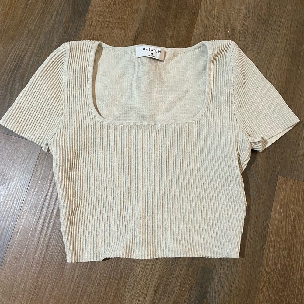 ARITZIA - BABTON SCULPT CROPPED TOP SHORT SLEEVE - SIZE XS